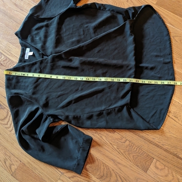 Prologue Medium Dark Olive Green Wrap Front Long Back V-Neck Tunic - Picture 10 of 10